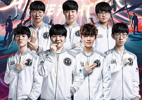 更是中国足 更是中国足