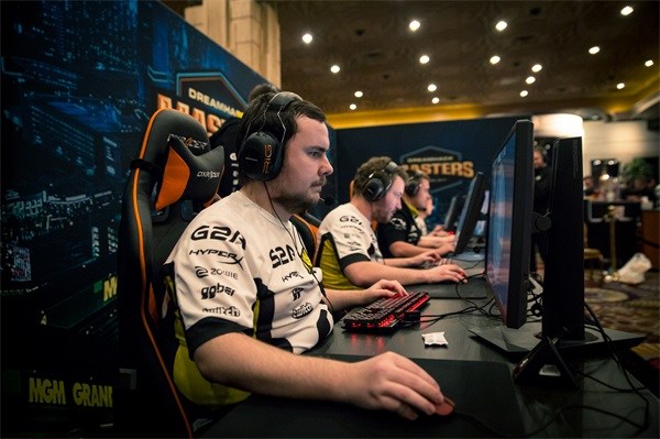 敌FaZe 敌FaZe